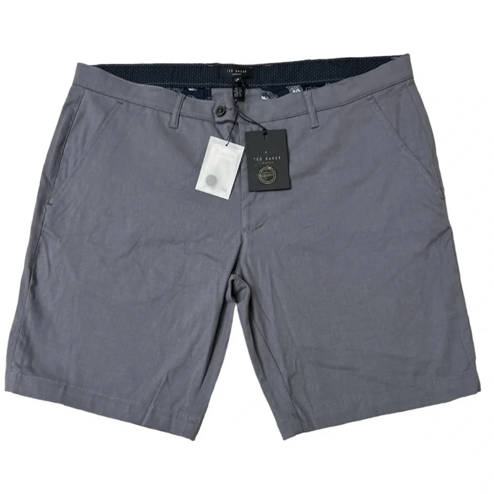 Ted Baker Corto Semi Plain Shorts